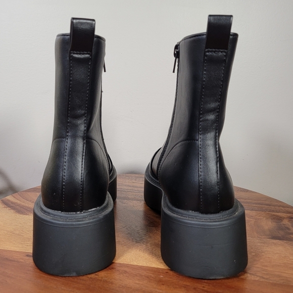 Black Ankle Boots with Zipper - Picture 3 of 12